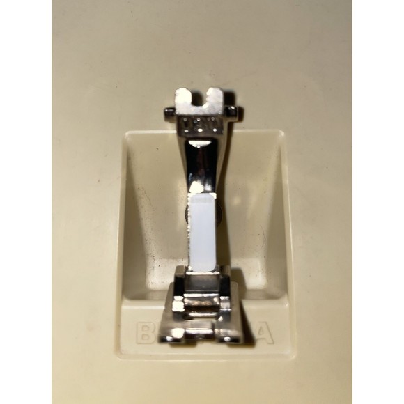 Bernina Sewing Machine #030 Old Style Presser Embroidery Foot Replacement Part - Picture 1 of 5